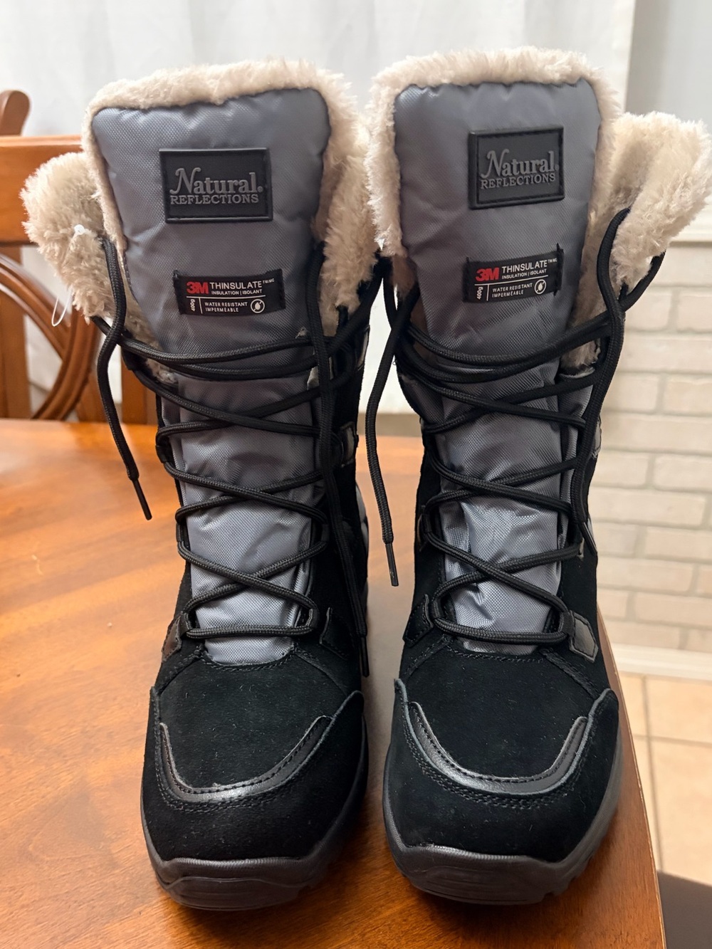 Natural Reflections 3M Thinsulate Water Resistant Faux Fur Lace-Up Snow Boots 8M
